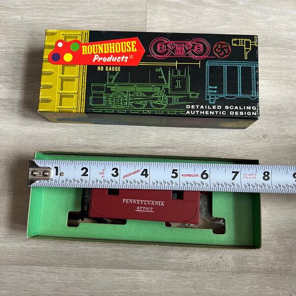 Roundhouse Products 1960s Caboose C 11 - 2:19 Pennsylvania Die Cast As-is - Picture 7 of 8